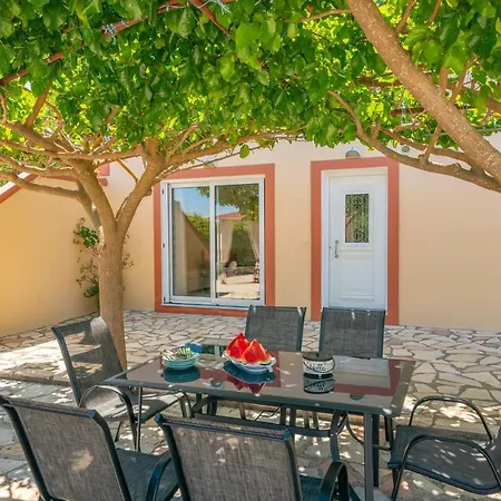 Kefalonia View Апартаменты Каравомилос