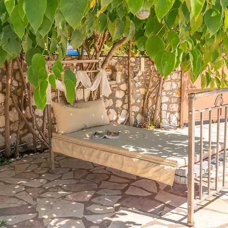 Kefalonia View * كارافوميلوس