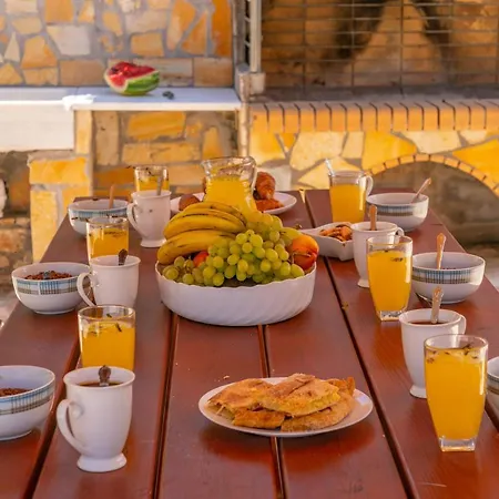 Kefalonia View * كارافوميلوس